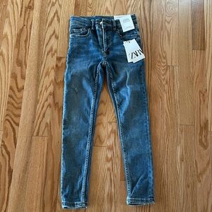 *NWT* Zara Skinny Jeans - Size 9/134